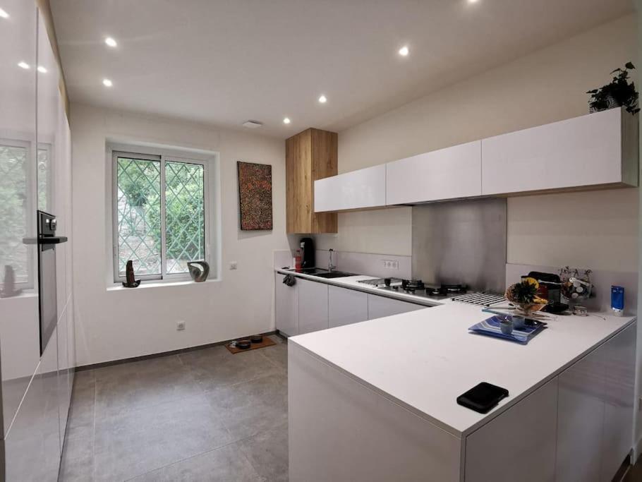 Bestouan - 3 Chambres - Clim - Spacieux Cassis Buitenkant foto